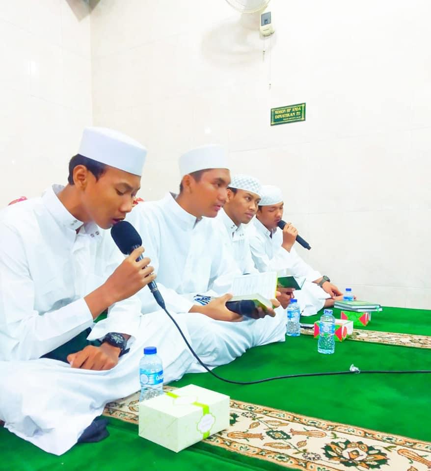 Keutamaan Membaca Sholawat Nabi